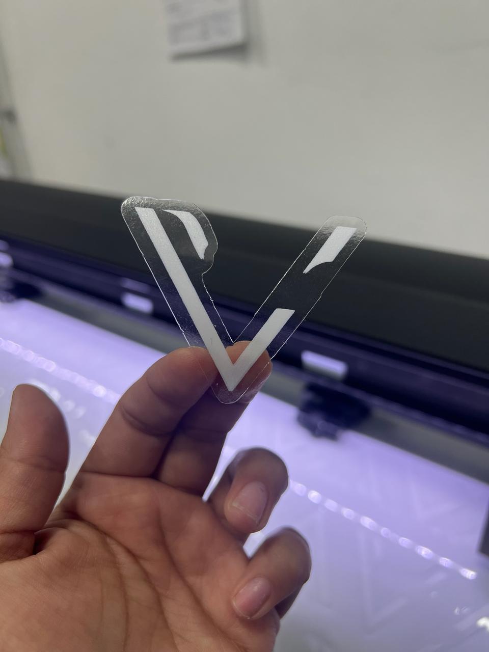 Stickers en Vinilo Transparente con Tinta Blanca – 1 Metro